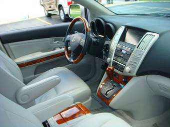 2005 Lexus RX330 Pictures