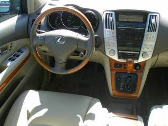 2005 Lexus RX330 Images