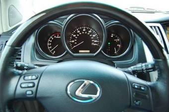 2005 Lexus RX330 Pictures