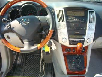 2005 Lexus RX330 Pics
