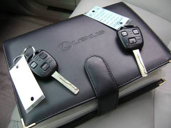 2005 Lexus RX330 Pics