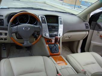 2005 Lexus RX330 Pictures