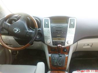 2005 Lexus RX330 Pics