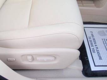2010 Lexus RX350 Pictures