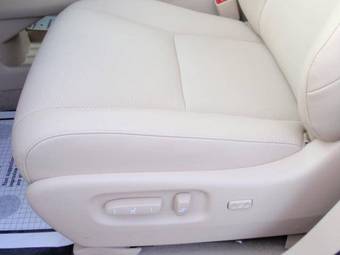 2010 Lexus RX350 Pics