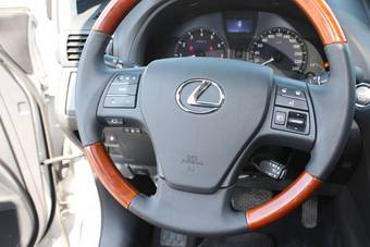 2010 Lexus RX350 Pictures