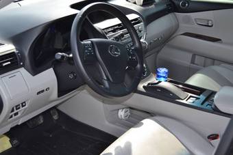2010 Lexus RX350 Pics