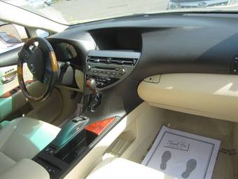 2010 Lexus RX350 Images