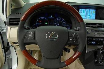 2009 Lexus RX450H Pics