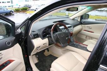 2010 Lexus RX450H Pictures