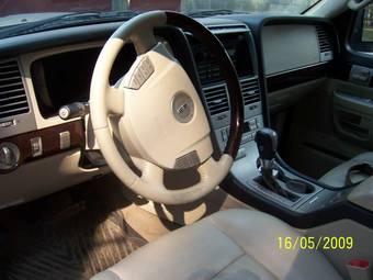 2003 Lincoln Aviator Photos