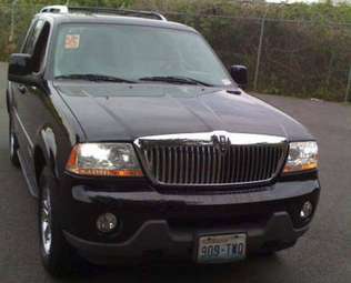 2005 Lincoln Aviator Photos