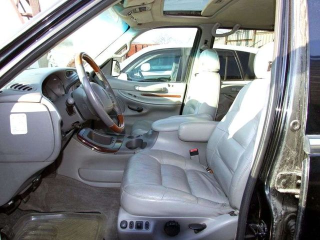 1999 Lincoln Navigator