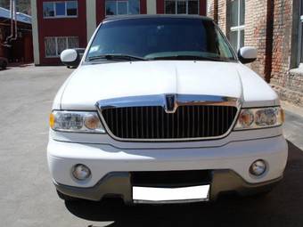 2000 Lincoln Navigator Pictures