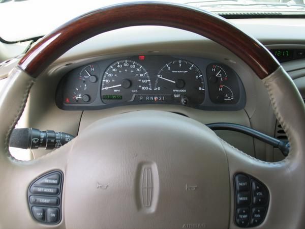 2001 Lincoln Navigator