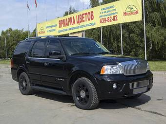 2003 Lincoln Navigator Pictures