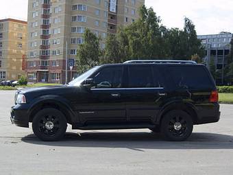 2003 Lincoln Navigator Pictures