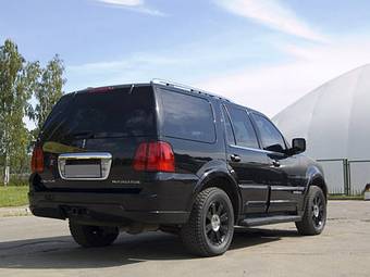 2003 Lincoln Navigator Pictures