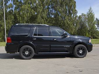 2003 Lincoln Navigator Photos