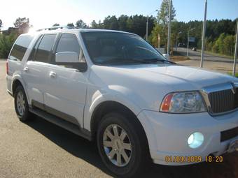 2003 Lincoln Navigator Photos