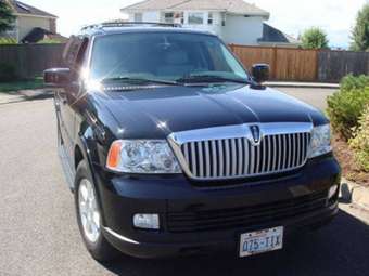 2005 Lincoln Navigator Pictures