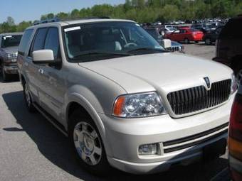 2005 Lincoln Navigator Pictures