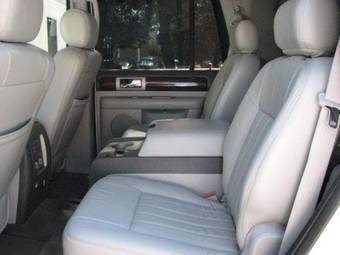 2005 Lincoln Navigator Images