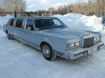 1988 Lincoln Town Car Photos