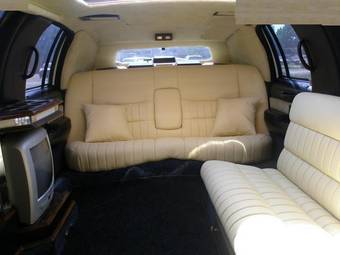 1990 Lincoln Town Car Pictures