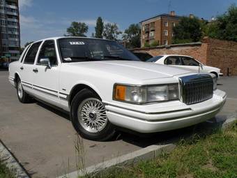 1993 Lincoln Town Car For Sale