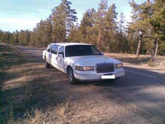 1997 Lincoln Town Car Pictures