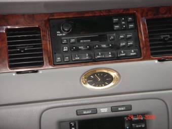 1999 Lincoln Town Car Photos