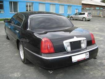 2000 Lincoln Town Car For Sale