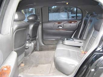 2000 Lincoln Town Car Pictures