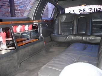 2000 Lincoln Town Car Wallpapers