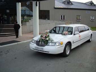 2001 Lincoln Town Car