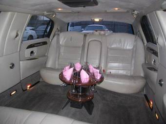 2001 Lincoln Town Car Photos