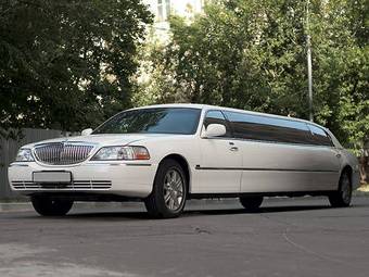 2008 Lincoln Town Car Photos