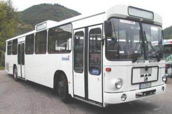 1982 MAN 12272