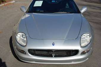 2004 Maserati Quattroporte Pictures