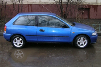 1997 Mazda 323