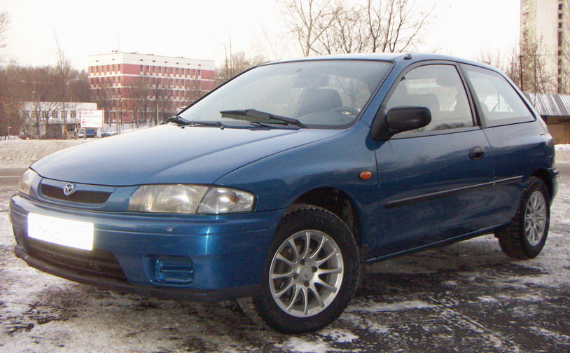 1998 Mazda 323