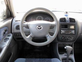 1999 Mazda 323 Pictures