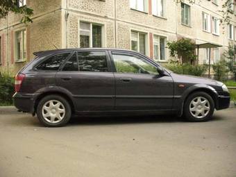 1999 Mazda 323 Pictures