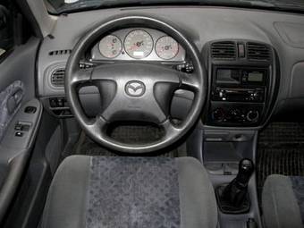 1999 Mazda 323 Pictures