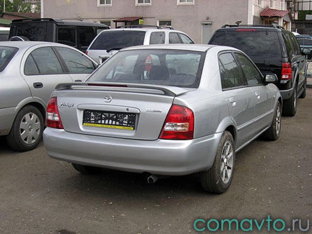 2002 Mazda 323