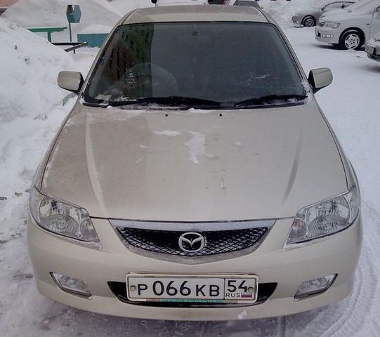 2002 Mazda 323