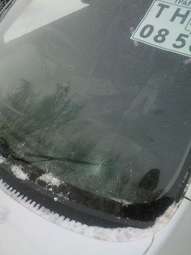 2002 Mazda 323 Pictures