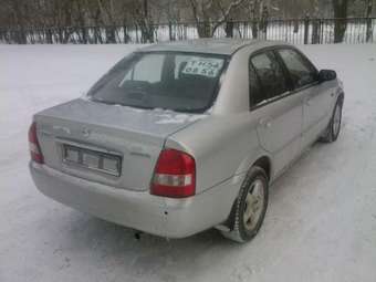 2002 Mazda 323 Pictures