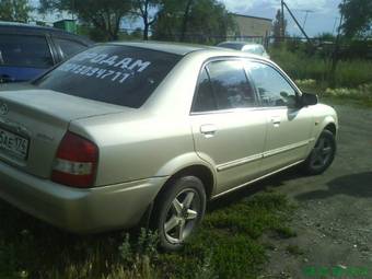 2002 Mazda 323 Pictures